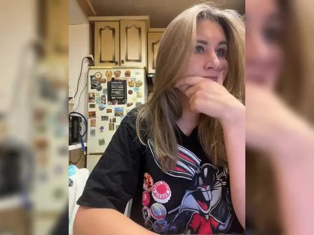 AriaSins – webcam model profile photo Image 10