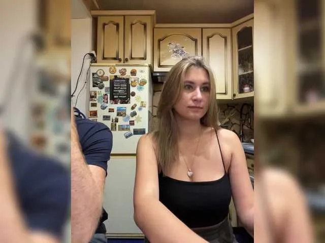 AriaSins – webcam model profile photo Image 5