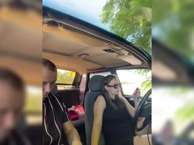 EvanyaRose – webcam model profile photo Image 4