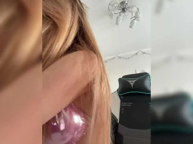 blackcat142 – webcam model profile photo Image 18