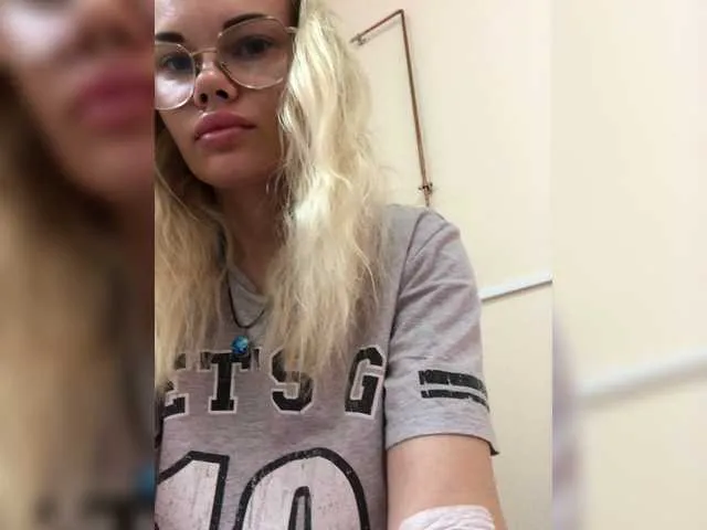 CatalinaDalessio – webcam model profile photo Image 10