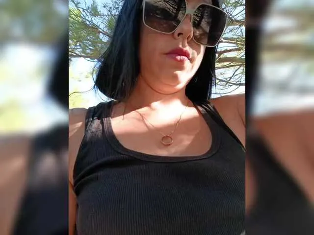 CatalinaDalessio – webcam model profile photo Image 9