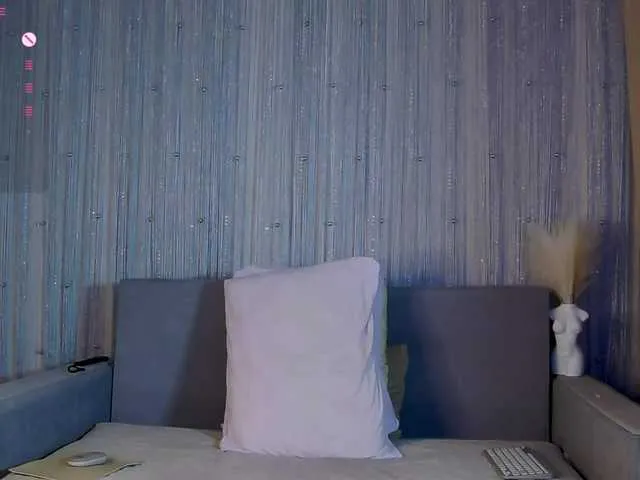 Seira__nn – webcam model profile photo Image 17