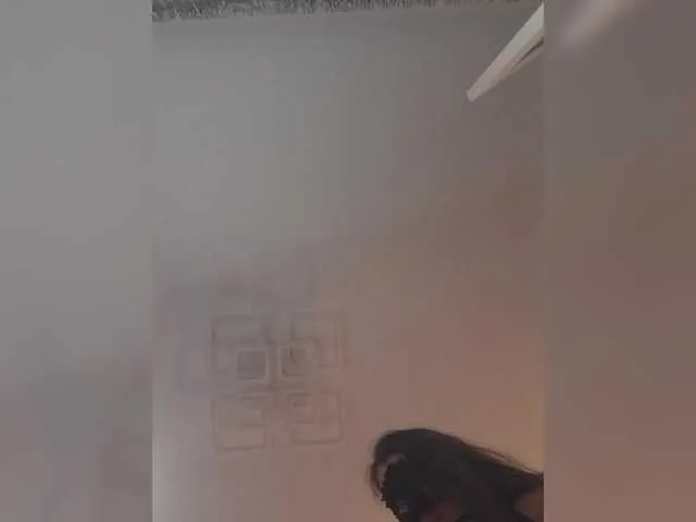 Seira__nn – webcam model profile photo Image 2