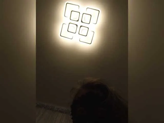 Seira__nn – webcam model profile photo Image 7