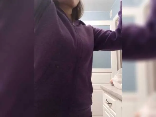 Seira__nn – webcam model profile photo Image 9