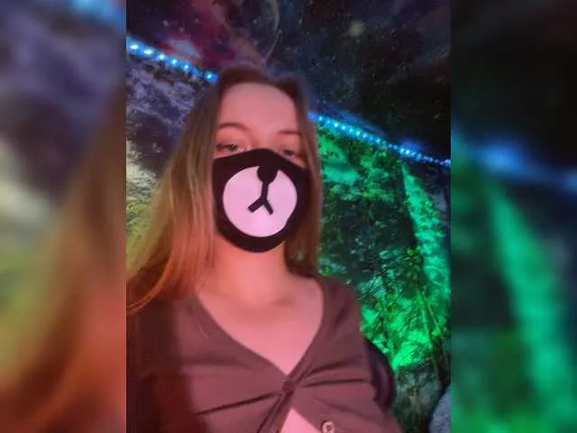 SonY_CaM – webcam model profile photo Image 9