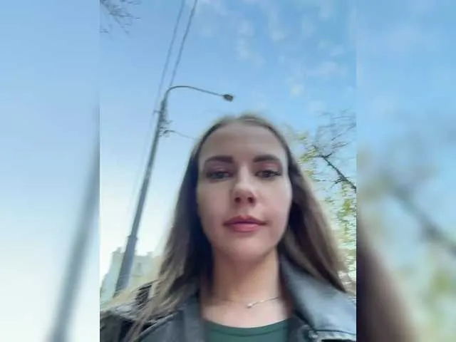 AngelBlushXXX – webcam model profile photo Image 18