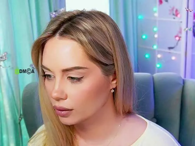 Funny-Banny – webcam model profile photo Image 8