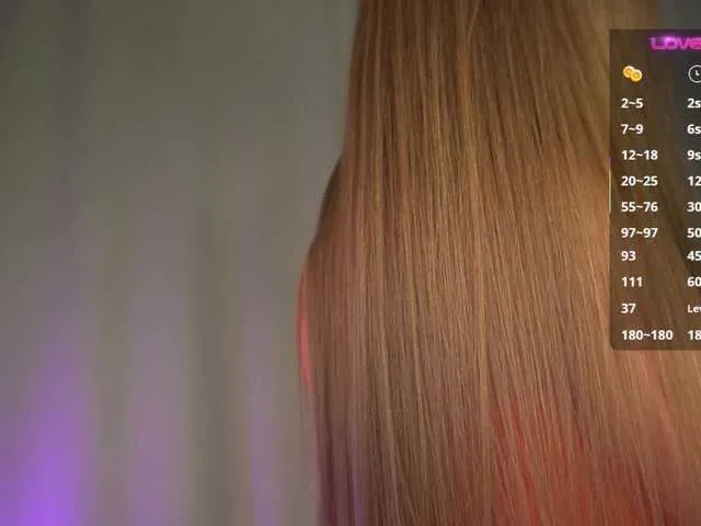 hot-sex-roomm – webcam model profile photo Image 6