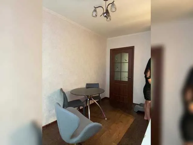 MarylinGlory – webcam model profile photo Image 7