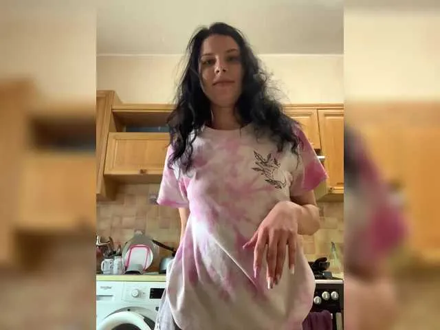 PaulinaGiovanni – webcam model profile photo Image 5