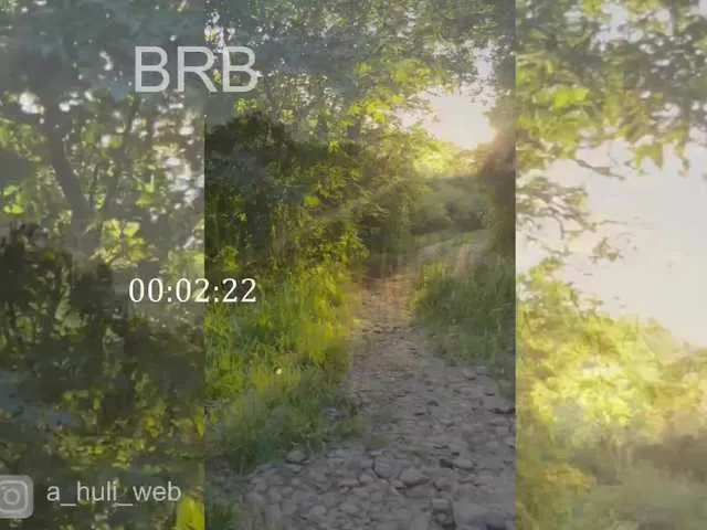 Carla – webcam model profile photo Image 14