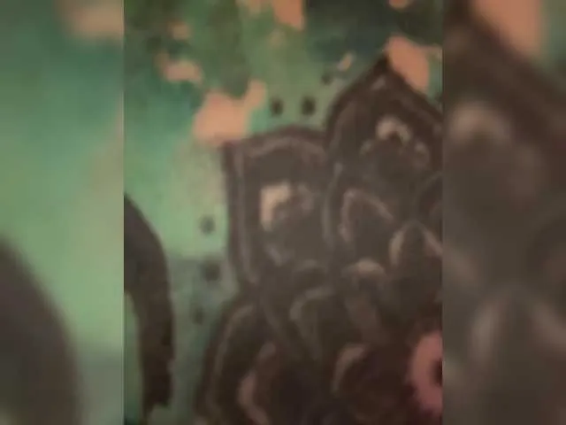 MiraKova – webcam model profile photo Image 6