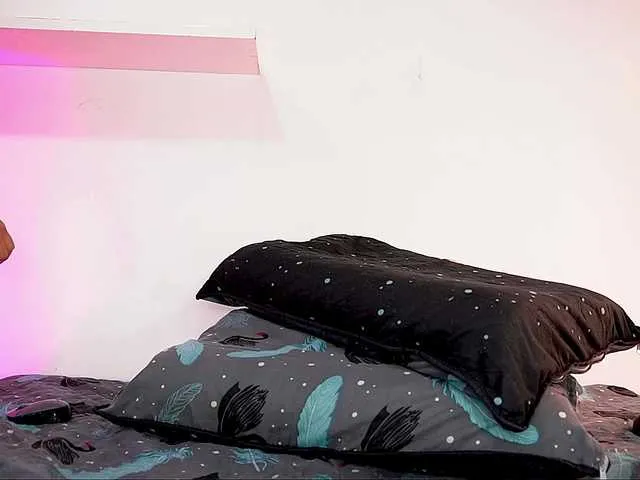 stefania_lerner – webcam model profile photo Image 4