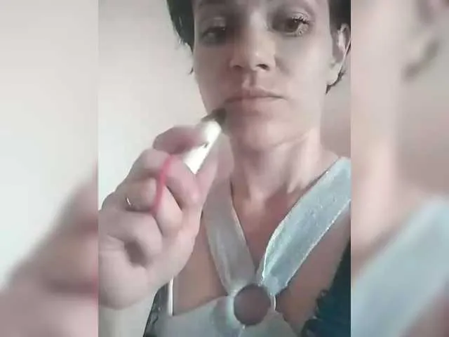 ElizaJaramillo – webcam model profile photo Image 4