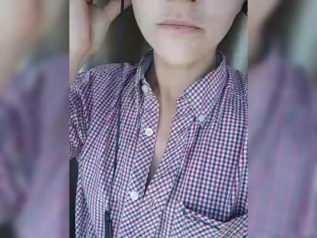 ElizaJaramillo – webcam model profile photo Image 5