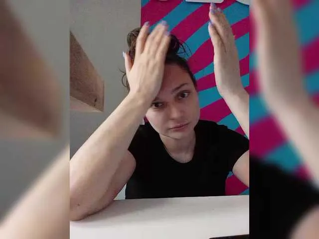 MelinaFuchs – webcam model profile photo Image 15