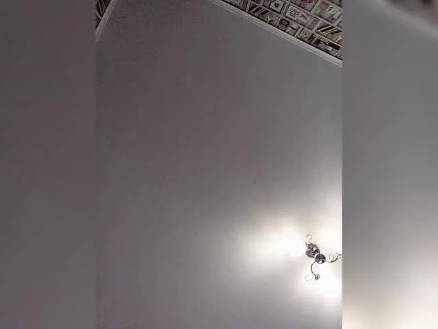 MelinaFuchs – webcam model profile photo Image 4