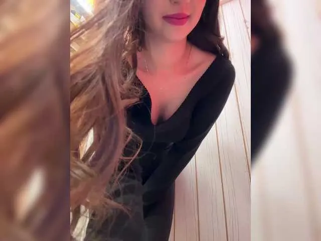 MelinaLuviani – webcam model profile photo Image 17