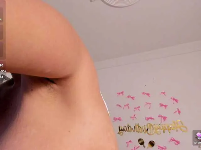 JessieLiu – webcam model profile photo Image 13