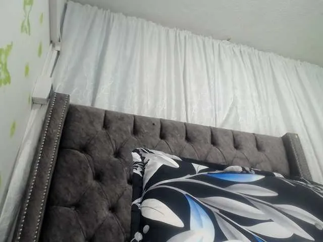 sweet1sleep – webcam model profile photo Image 3