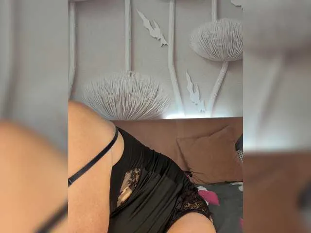 mia_hank – webcam model profile photo Image 8