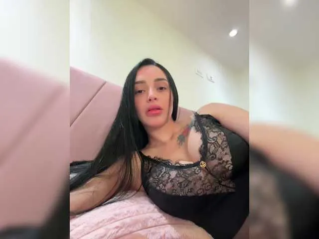 Miablueye – webcam model profile photo Image 6