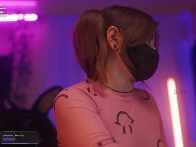 Ni-_haL01 – webcam model profile photo Image 6