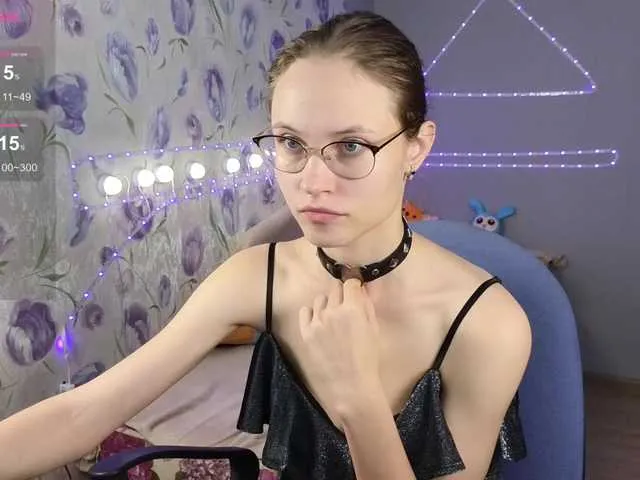 KellyHansen – webcam model profile photo Image 4