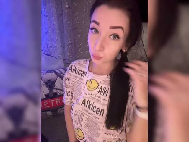 Dolce – webcam model profile photo Image 19