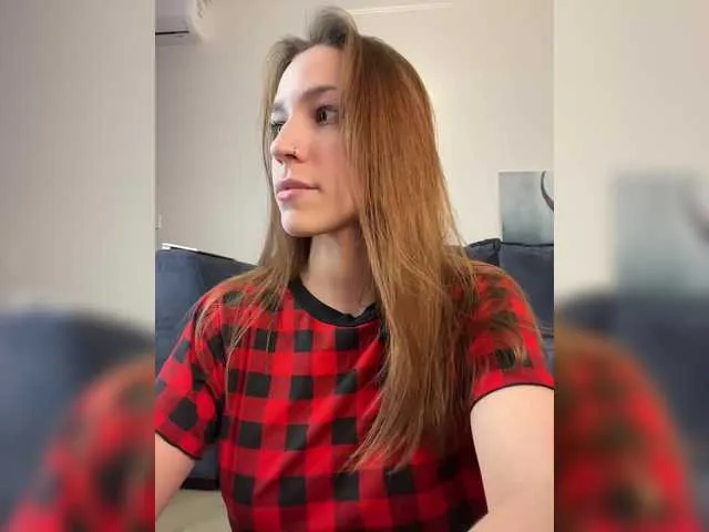 EstefaniaBrown – webcam model profile photo Image 4