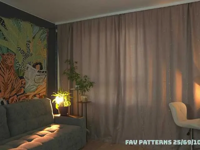 Bella – webcam model profile photo Image 6