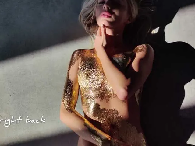 newMichelle – webcam model profile photo Image 18