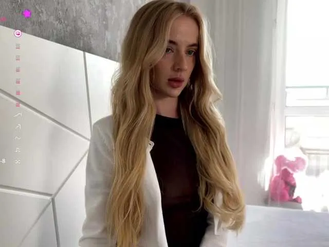 newMichelle – webcam model profile photo Image 3