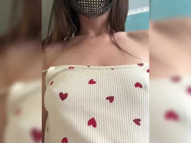 shiny-lily – webcam model profile photo Image 2