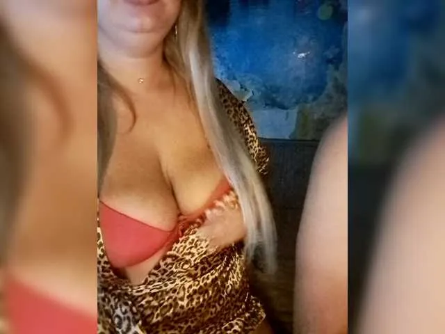 SherineNorth – webcam model profile photo Image 5