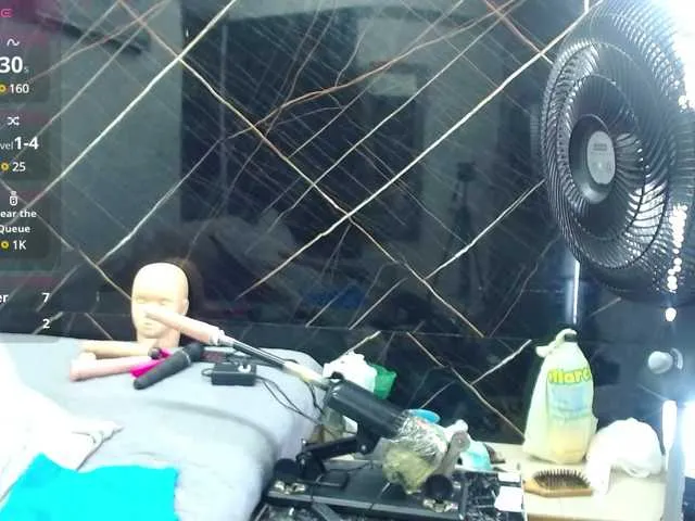 LunaTempt – webcam model profile photo Image 2