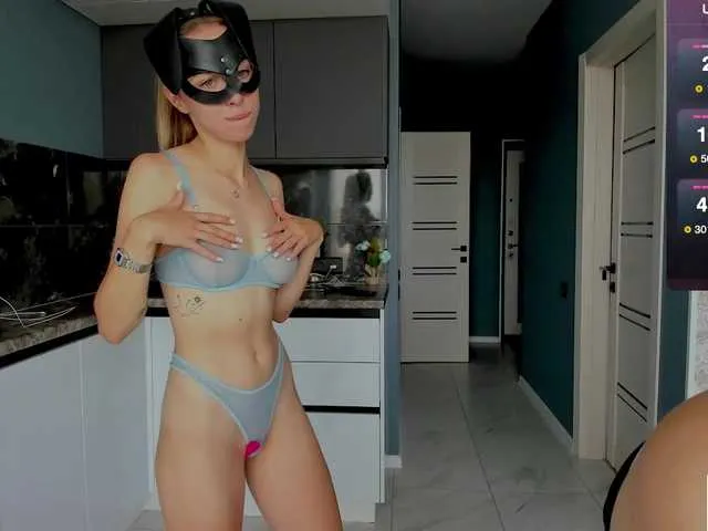 CristinaRous – webcam model profile photo Image 11