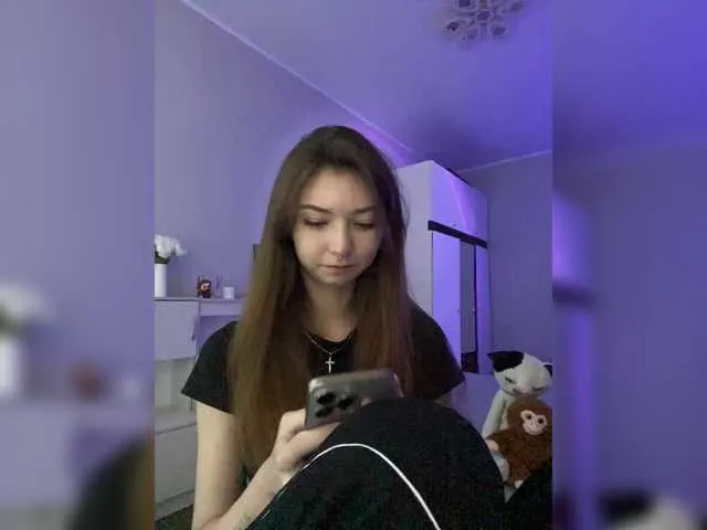 LovelyLydia – webcam model profile photo Image 18