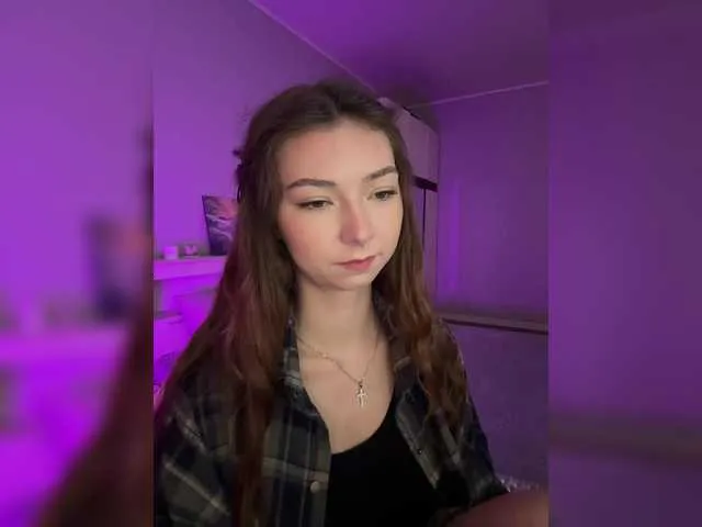 LovelyLydia – webcam model profile photo Image 9