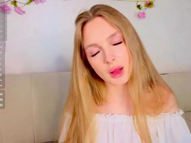 RussianWoman – webcam model profile photo Image 10