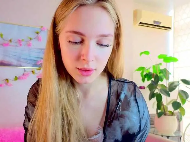 RussianWoman – webcam model profile photo Image 15