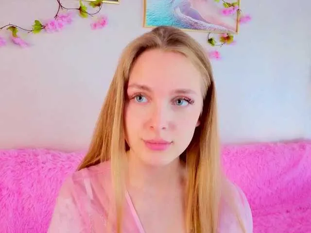 RussianWoman – webcam model profile photo Image 17