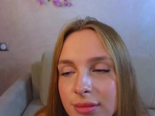 RussianWoman – webcam model profile photo Image 9