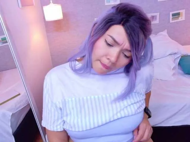 Dolce – webcam model profile photo Image 16