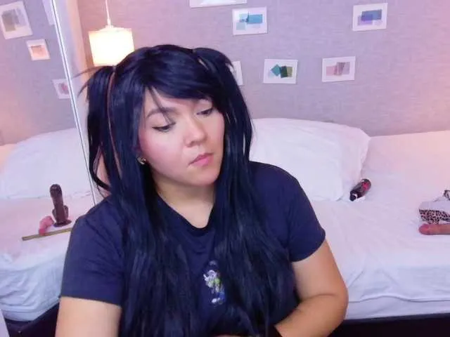 Dolce – webcam model profile photo Image 18