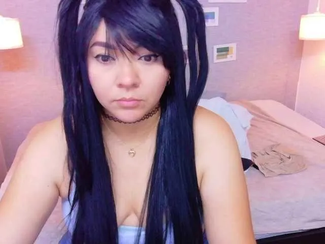 Dolce – webcam model profile photo Image 7