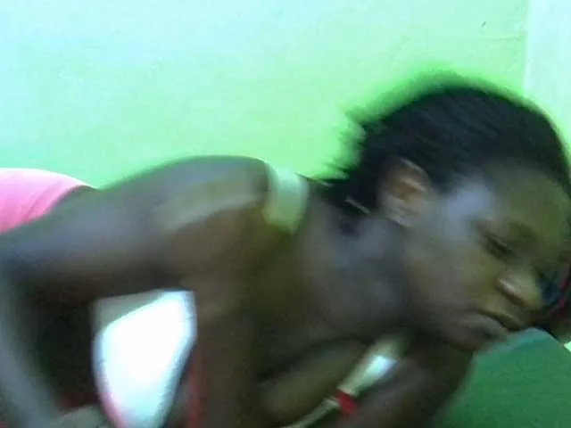 p6w_official – webcam model profile photo Image 2