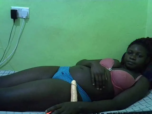 p6w_official – webcam model profile photo Image 9